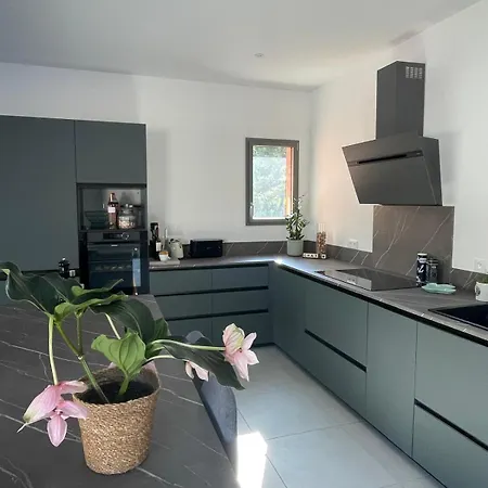 Modern Escape In Provence Bollène